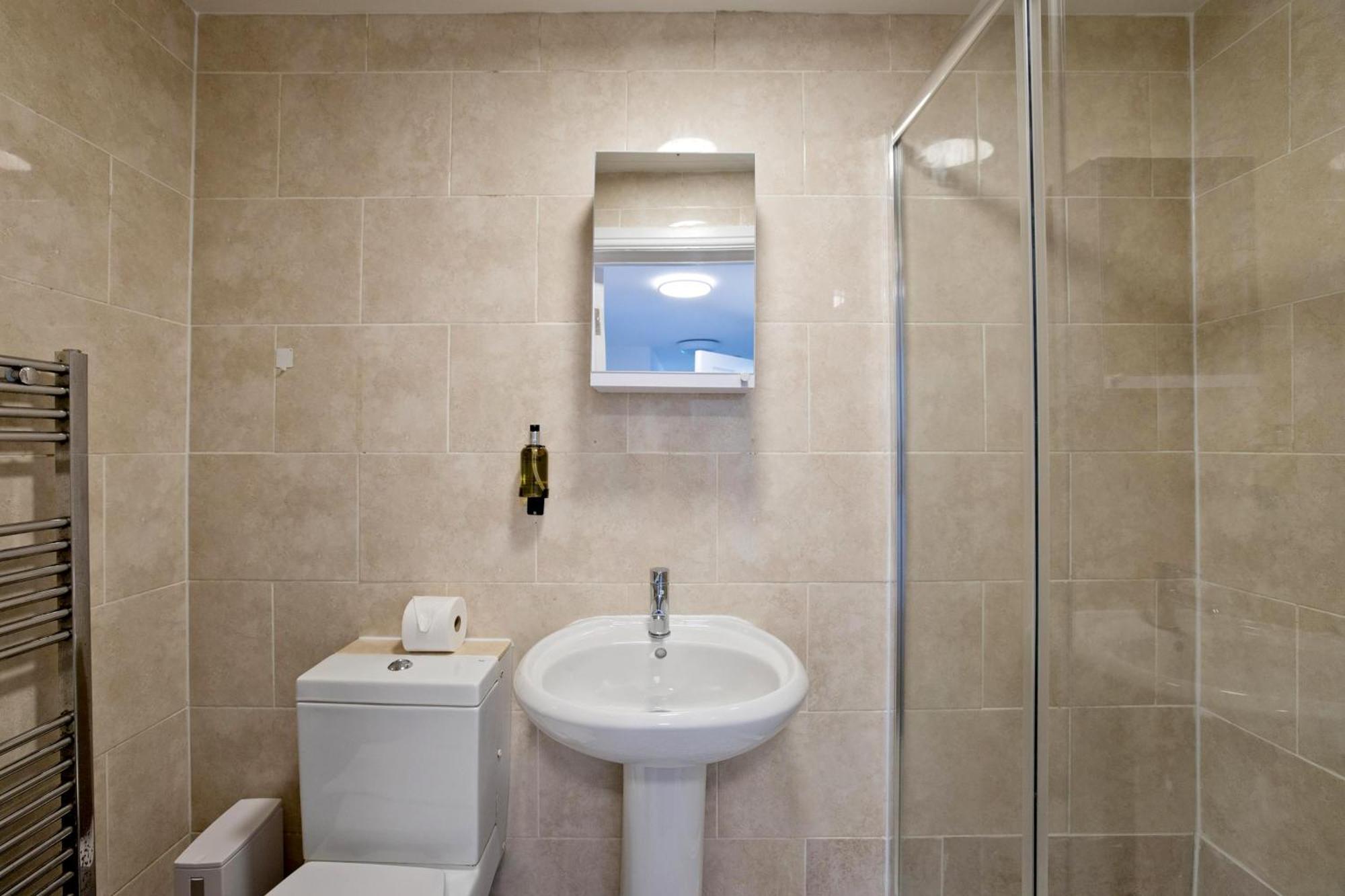 Imperial Corner House-Whitechapel Apartment Λονδίνο Εξωτερικό φωτογραφία